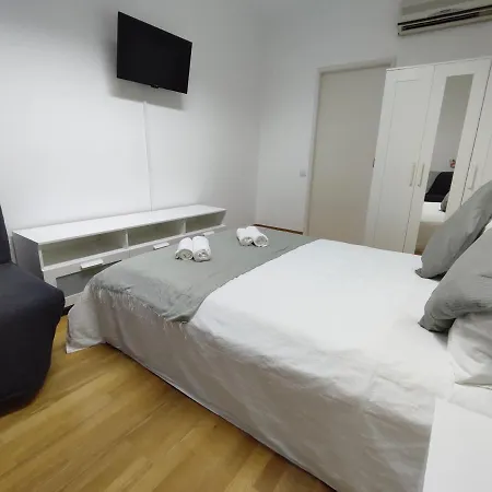 Theorynomad Al Republica Quarto em Acomodações Particulares *