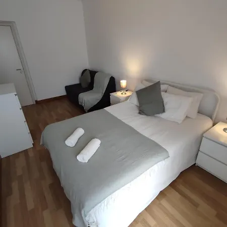Theorynomad Al Republica Quarto em Acomodações Particulares