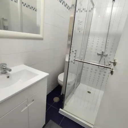 Theorynomad Al Republica Quarto em Acomodações Particulares *